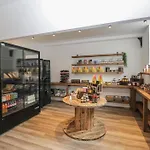 2 * Keswick (Cumbria)