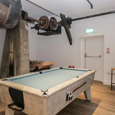 2 Apartment *