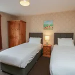 2 Lägenhet *