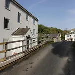 2 Lägenhet